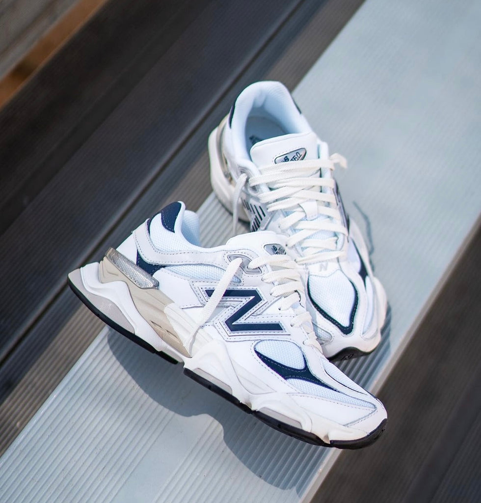 NEW BALANCE X TRAINERS WHITE NAVY