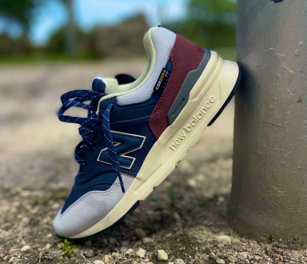 NEW BALANCE TRAINERS NAVY NUDE MAROON