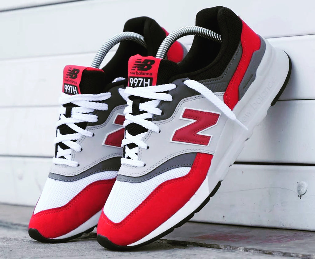 NEW BALANCE TRAINER RED WHITE GREY